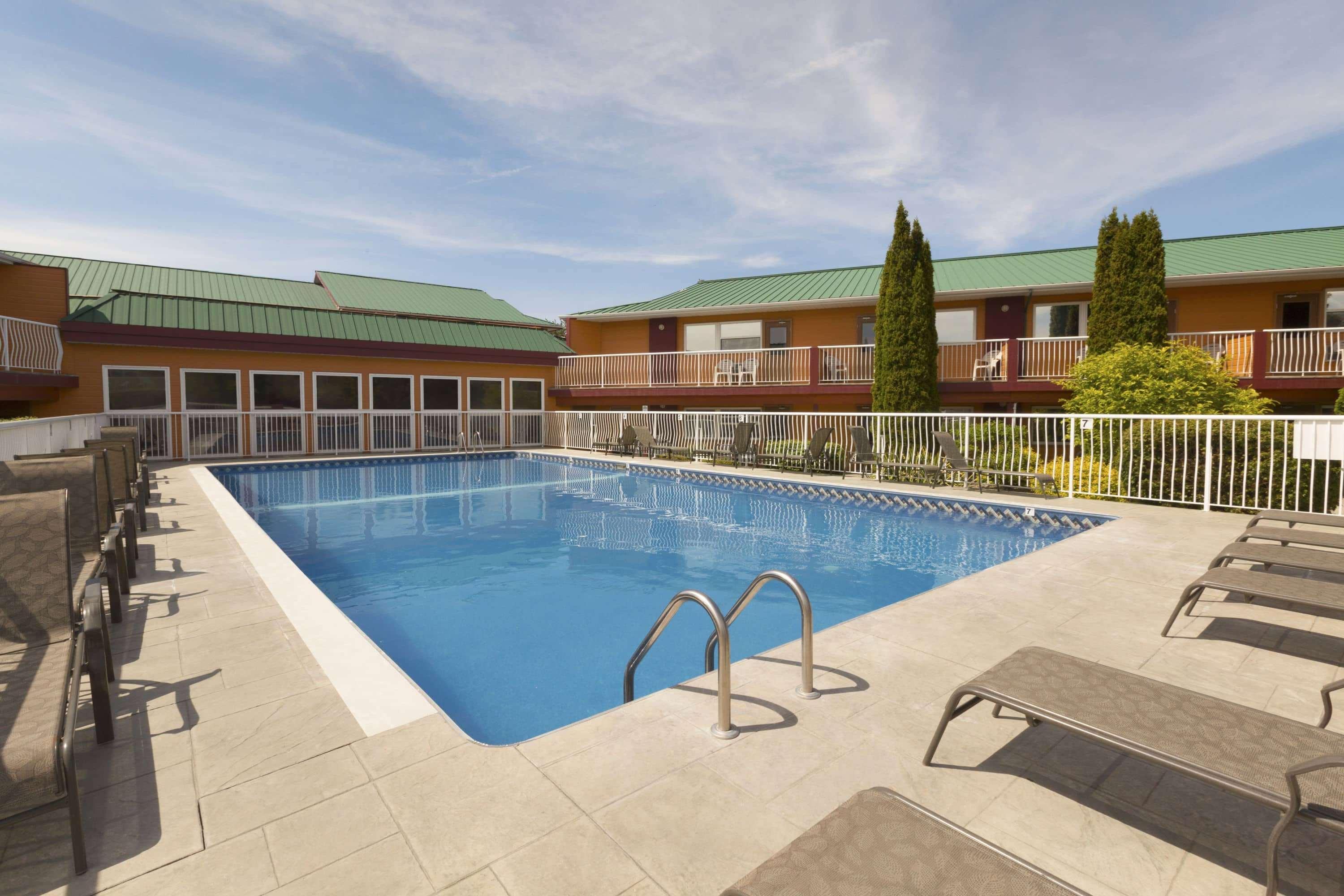 Days Inn By Wyndham Penticton Conference Centre Eksteriør bilde
